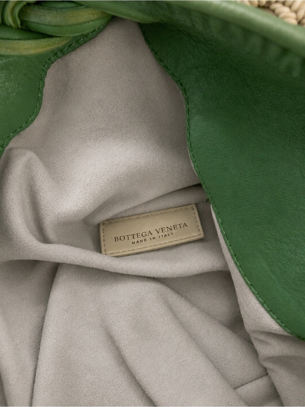Bottega Veneta Braided-Trim Knot Shoulder Bag in Green - Picture 3 of 3